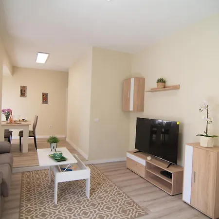 Апартаменты Calitatea Cruz *